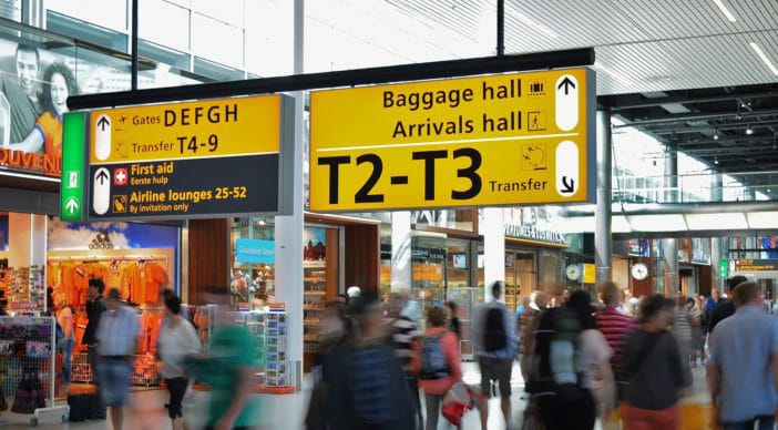 airport-384562_1920-702x459-1